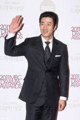 高清组图：车胜元孔孝珍朴有天等出席MBC电视剧大赏