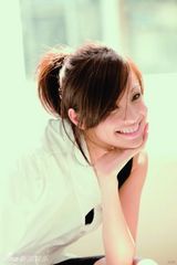 高清组图：周杰伦师妹袁咏琳写真 被赞音乐才华