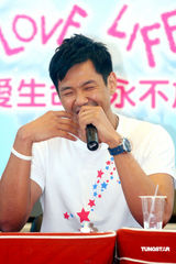 幻灯：黑人陈建州反击不实报导 澄清未借公益自肥