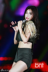 组图：韩团2PM与missA等出席音乐盛典尽情狂欢