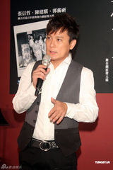 组图：张信哲将主演《花季未了》 自曝有暗恋对象