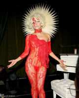 组图：盘点用15款Gaga造型欢度万圣节