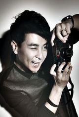 幻灯图集：保剑锋登杂志封面 讲述天蝎的热血与浪漫