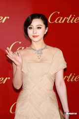 高清组图：梁朝伟范冰冰桂纶镁出席名店亮灯仪式