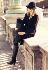 组图：俄罗斯超模萨莎-彼福瓦洛娃时尚秋装写真