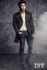 高清组图：徐仁国拍时尚写真 冷酷眼神魅力十足