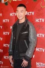 组图：王维基港视再投三千万 陈锦鸿签约4年