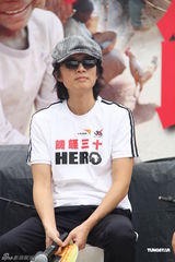 组图：张艾嘉黄子华分享助养儿童经验