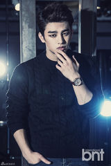 高清组图：徐仁国拍时尚写真 冷酷眼神魅力十足