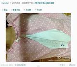 组图：微博平胸大赛走红 妹子胸部被当鼠标垫