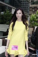 组图：钱国伟《喜爱夜蒲》开机 陈静与前男友碰面