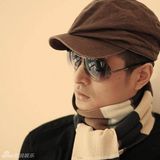 组图：边原新写真成帽子控 低调搭配魅力不减