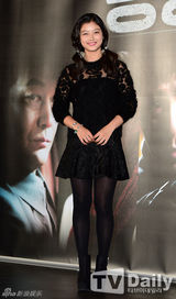 组图：TOP宣传《同窗生》金有贞突破挑战镂空装