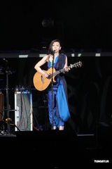 组图：蔡健雅小巨蛋开唱征服乐迷 那英青峰任嘉宾