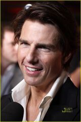 幻灯图集：《危情谍战》巴西首映 克鲁斯玩呜呜祖拉