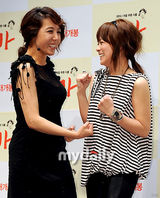 组图：韩片《妈妈》办发布会 严正花等出席