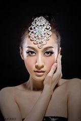 组图：《野鸽子》将播 独家性感剧照曝光