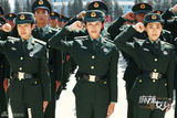 组图：《麻辣女兵》90后女兵绽放青春风采