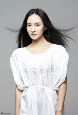 组图：张耀心精美写真曝光 气质纯真楚楚动人