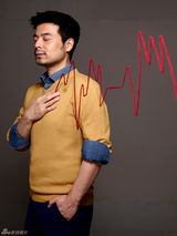 组图：傅迦“心动”写真双节秀浪漫温情