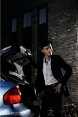 组图：耿乐表达时尚情绪 从容展现低调的奢华 