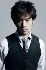 高清图：陈柏霖全新写真 摒弃稚嫩散发熟男魅力