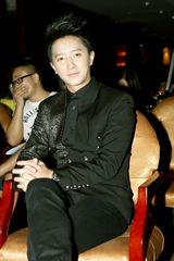 组图：韩庚出席音乐节发布会 宣布首批艺人名单