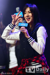 组图：Apink关注青少年健康助阵Talk Concert