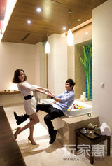 组图：焦俊艳俏皮演绎早春小清新