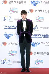 高清组图：第21届首尔歌谣大赏SJ少时等众歌手出席