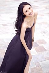 组图：韩雯雯紫色淡雅写真秀高雅迷人风情