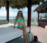 组图：乌克兰真人芭比双峰傲人 腰瘦可一手掌握