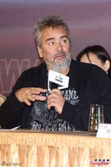 组图：吕克-贝松新片台北取景 赞台湾人美地美