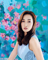 组图：李艳曝画中画大片 冷艳高贵展魅力