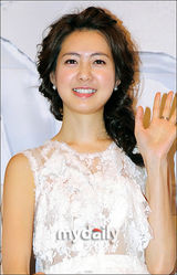 组图：韩剧《49天》记者会 南圭丽(南奎丽)李瑶媛短裙秀美腿