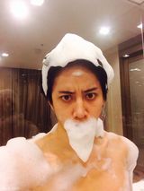 组图：泰版《浪漫满屋》走红 邪魅男主迷倒少女