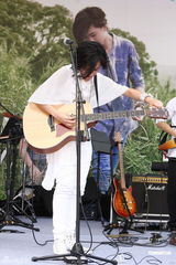 组图：张芸京新造型女人味 传与小煜暧昧粉丝心碎