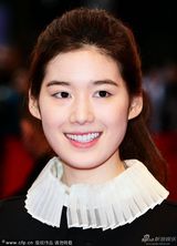 组图：韩国影片《惠媛》首映 郑恩彩展熟女气质