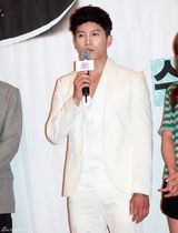 组图：金在中主演电视剧《守护BOSS》发布会