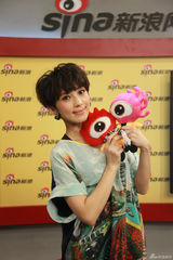 组图：戴佩妮畅聊新专辑 做唱片难做音乐很快乐