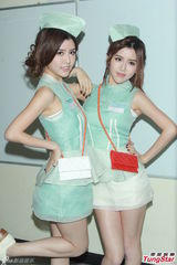 组图：《劲歌金曲》录影 容祖儿米奇装现身BY2献唱