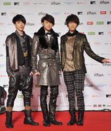 高清组图：MTV超级盛典红地毯 JPM帅气亮相