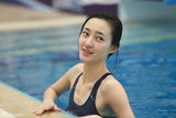 组图：《星跳水立方》王丽坤李艾阿雅泳装美艳