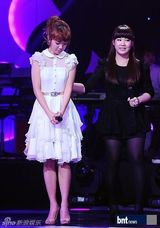 组图：韩选秀节目《K-POP STAR》三强上演华丽舞台