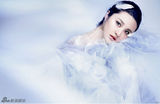 组图：甘露杂志大片造型冷艳似精灵如梦如幻