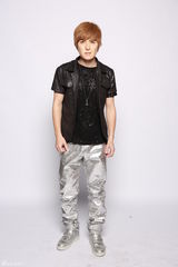 组图：大咖秀第四季总决赛 模仿升级火药味浓