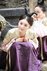 组图：《兰陵王》毛林林饰皇后 清纯少女照曝光