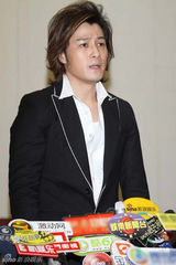 幻灯图集：许绍洋开记者说明会澄清 否认牵连黑社会