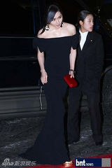 组图：金载沅孙丹菲等盛装亮相MBC演技大奖红毯