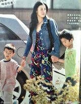 组图：曝张柏芝母子加拿大生活照 惬意享受幸福